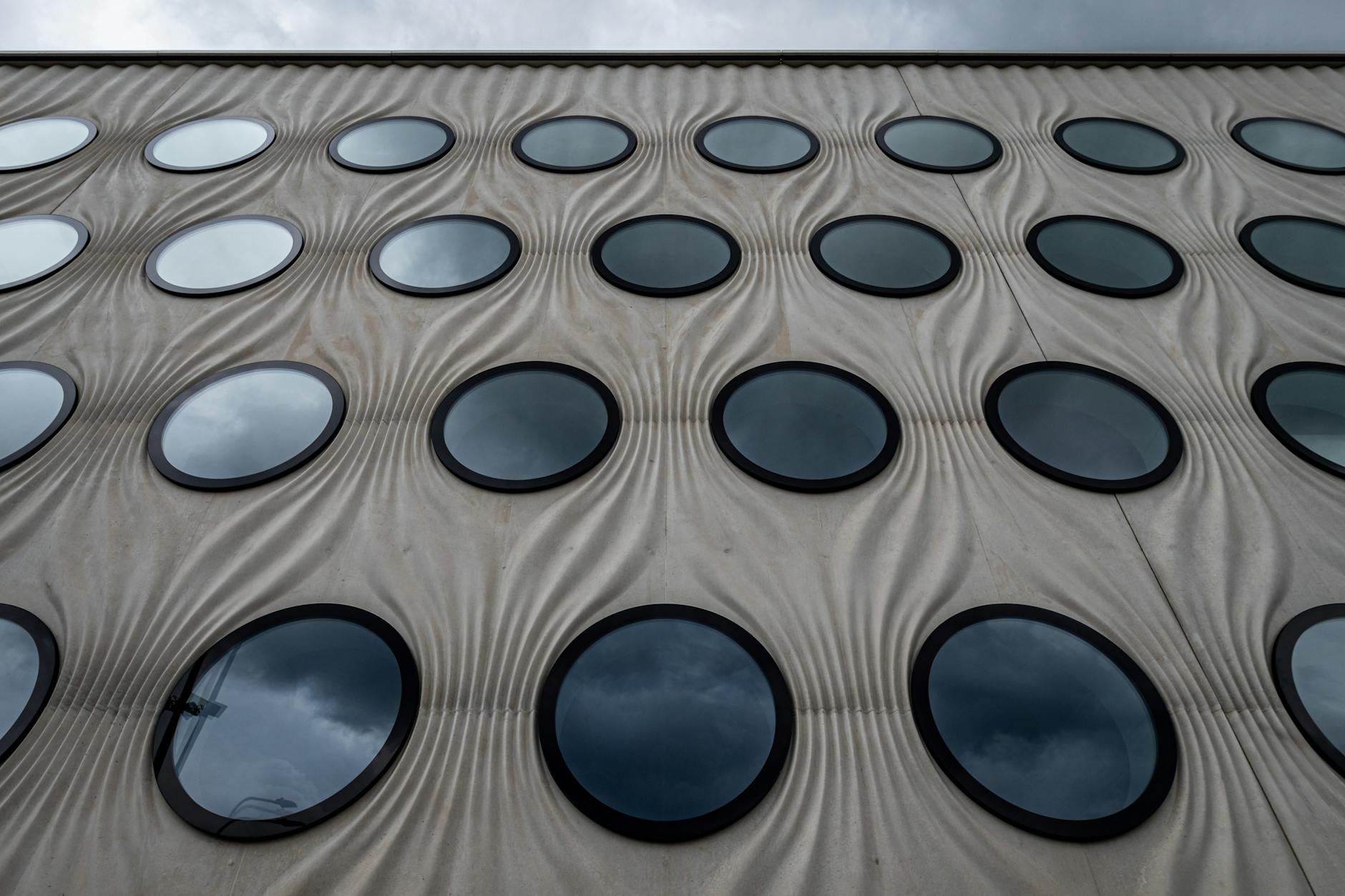 Zürich Architektur — Swiss Life Arena Fassade